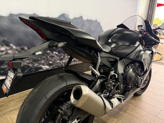 2025 Yamaha YZF-R1 MDNMD MAT