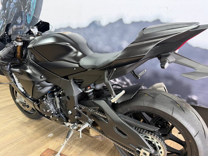 2025 Yamaha YZF-R1 MDNMD MAT