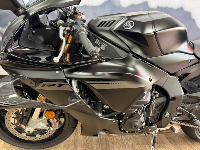 2025 Yamaha YZF-R1 MDNMD MAT