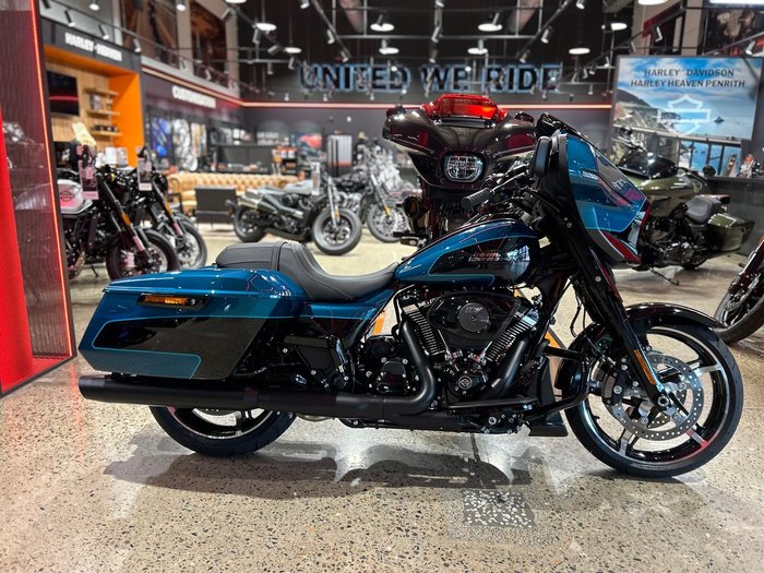 2026 Harley-Davidson Street Glide 117 (FLHX)