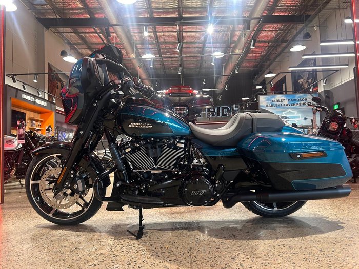 2026 Harley-Davidson Street Glide 117 (FLHX)