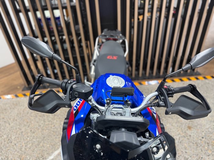 2025 BMW Motorrad F 800 GS RACINGBLUE METALLIC