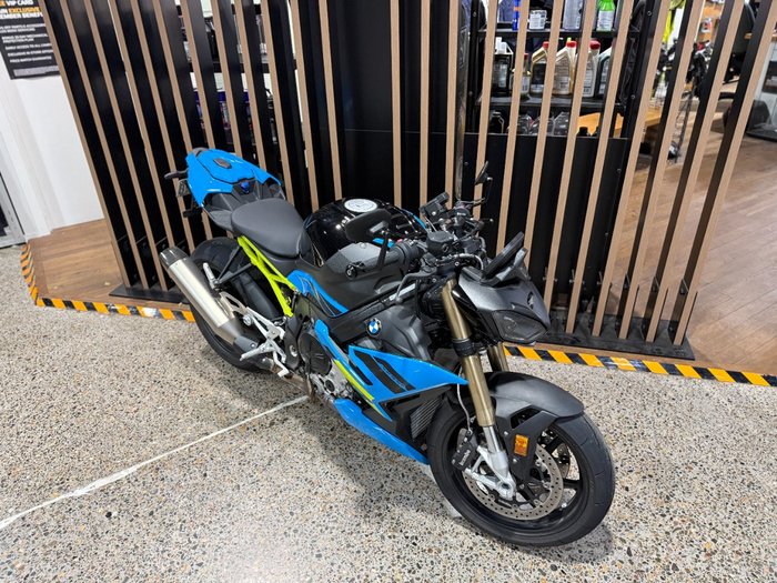 2025 BMW Motorrad S 1000 R RACE BLUEFIRE UNI