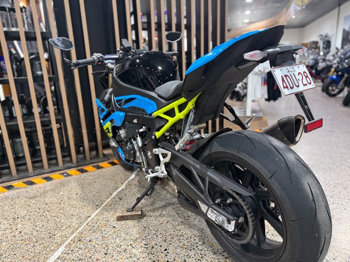 2025 BMW Motorrad S 1000 R RACE BLUEFIRE UNI
