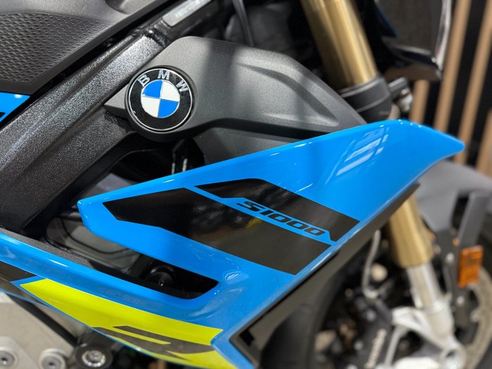 2025 BMW Motorrad S 1000 R RACE BLUEFIRE UNI
