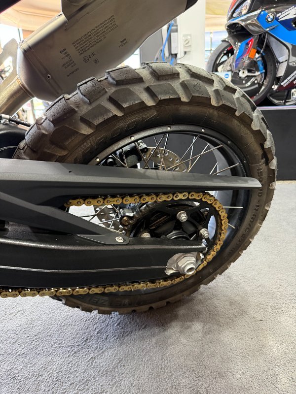 2026 BMW Motorrad F 900 GS ENDURO BLACK STORM METALLIC