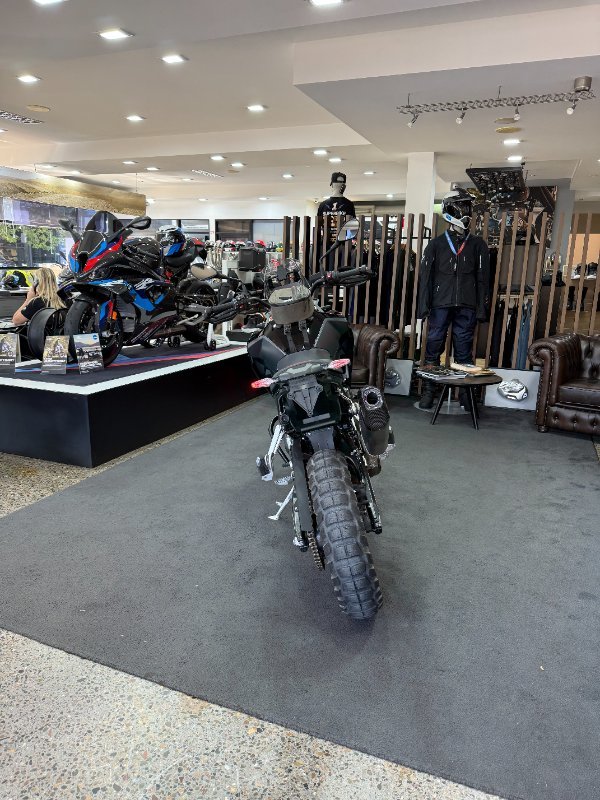 2026 BMW Motorrad F 900 GS ENDURO BLACK STORM METALLIC