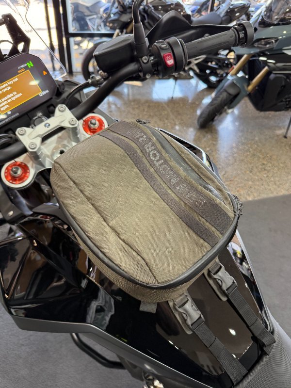 2026 BMW Motorrad F 900 GS ENDURO BLACK STORM METALLIC