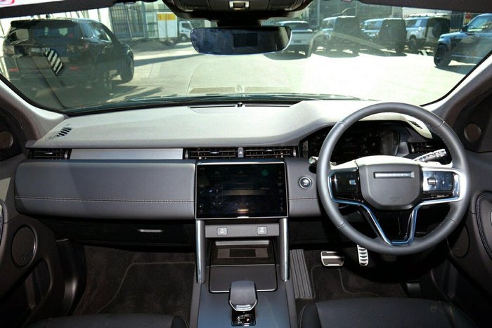 2025 Land Rover Discovery Sport P250 Dynamic SE L550 MY25.5 4X4 Constant Santorini Black