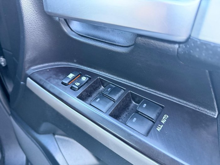 2020 Toyota Landcruiser VX