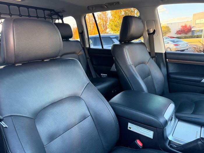2020 Toyota Landcruiser VX