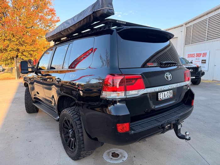 2020 Toyota Landcruiser VX