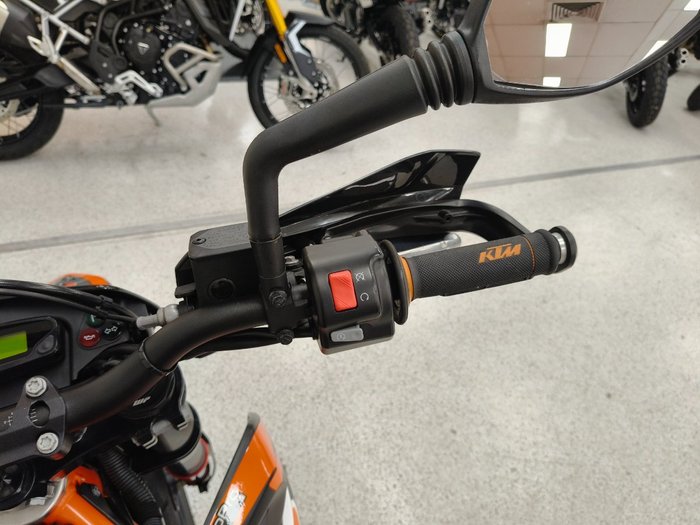 2019 Ktm 690 SMC R Orange