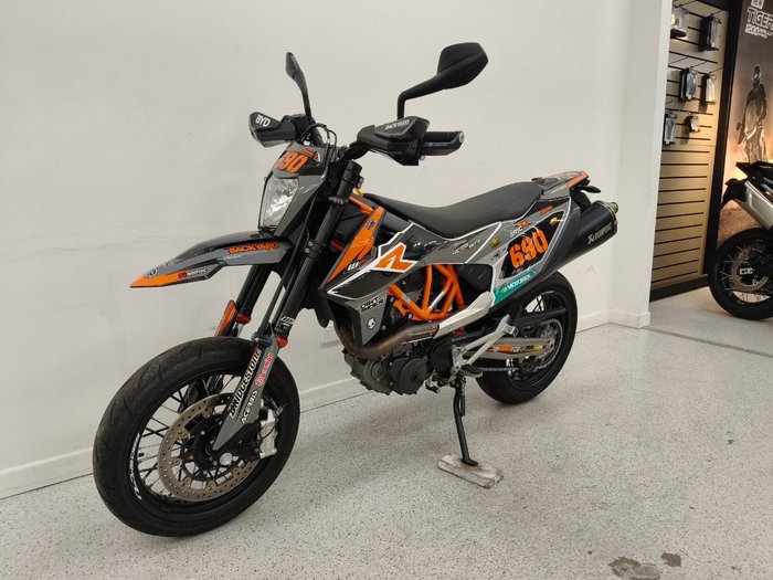 2019 Ktm 690 SMC R Orange