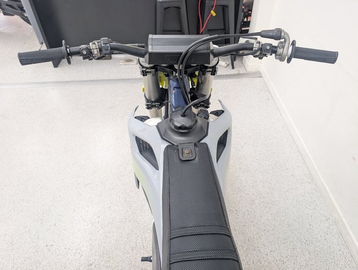 2024 HUSQVARNA FC250 White