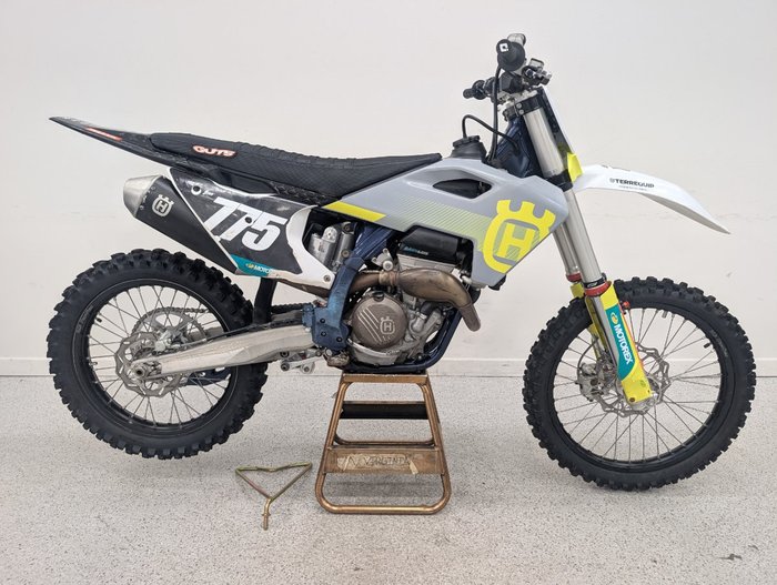 2024 HUSQVARNA FC250 White