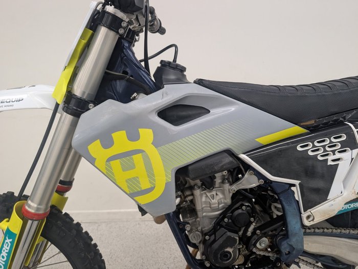 2024 HUSQVARNA FC250 White
