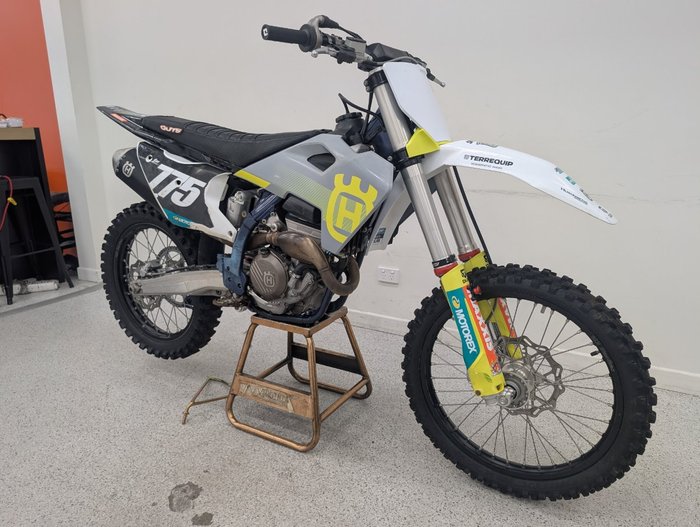 2024 HUSQVARNA FC250 White