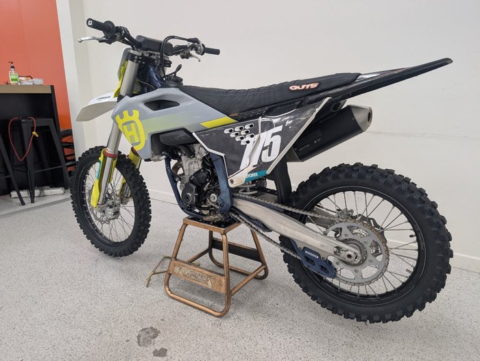2024 HUSQVARNA FC250 White