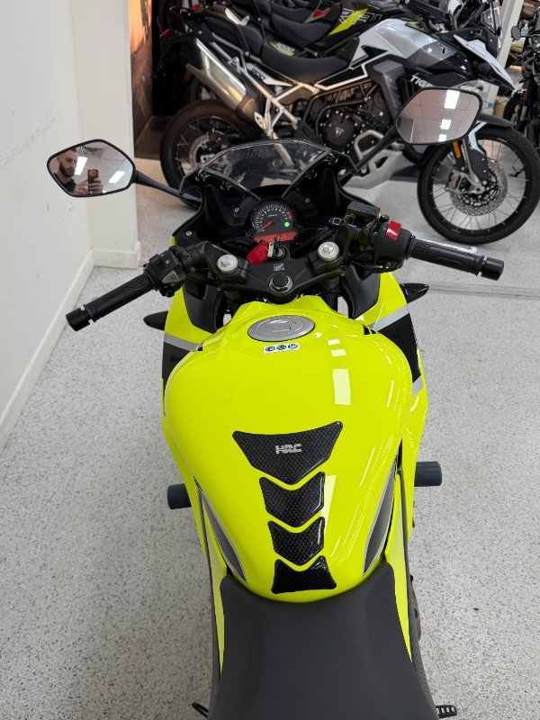 2017 Honda CBR300R Yellow