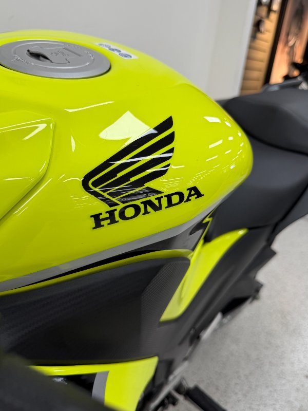 2017 Honda CBR300R Yellow