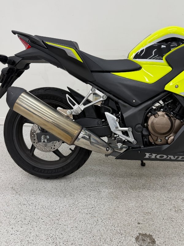 2017 Honda CBR300R Yellow