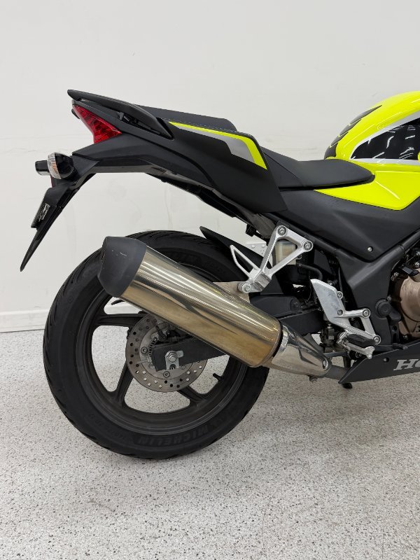 2017 Honda CBR300R Yellow