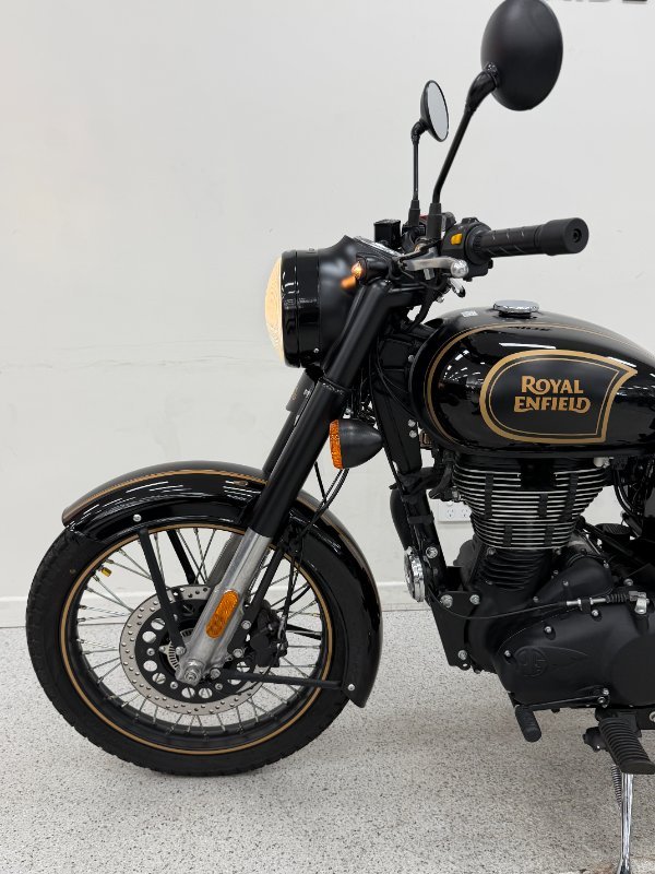 2021 Royal Enfield CLASSIC 500 ABS Black