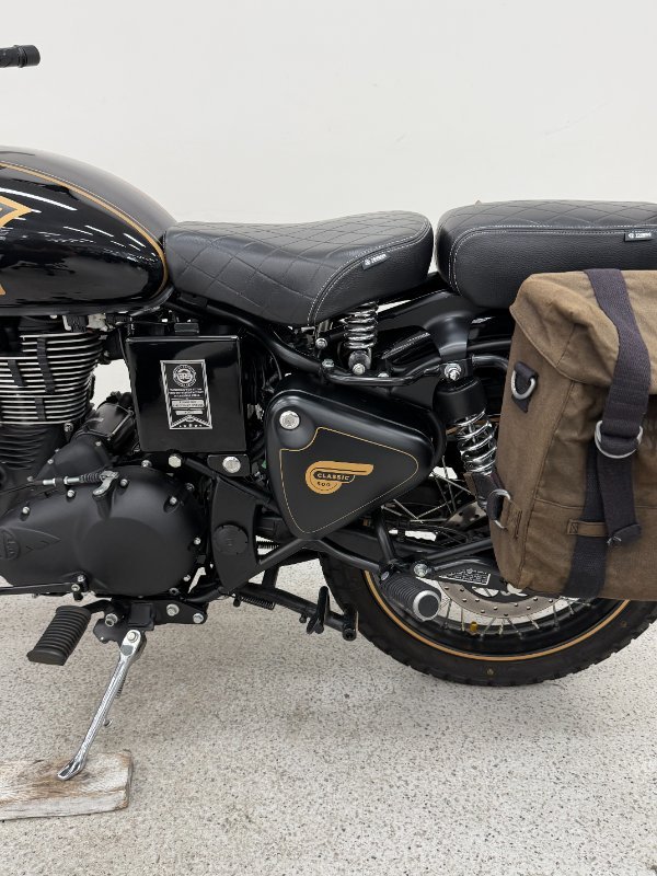 2021 Royal Enfield CLASSIC 500 ABS Black