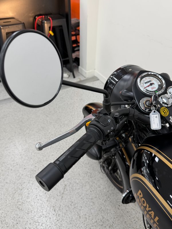 2021 Royal Enfield CLASSIC 500 ABS Black