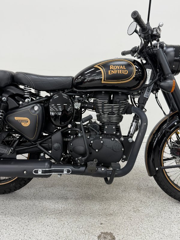 2021 Royal Enfield CLASSIC 500 ABS Black