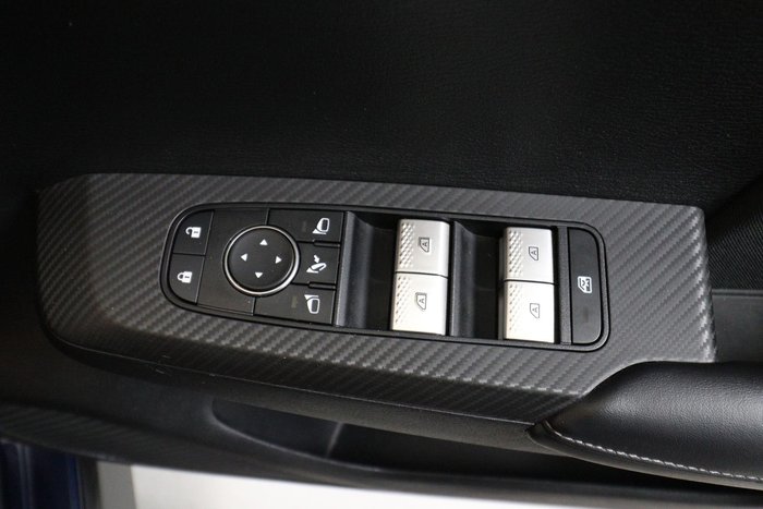 2024 Mitsubishi Outlander LS