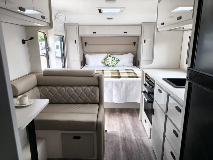 2026 JB Caravans Dirt Road Extreme 17'10 Fd Cafe