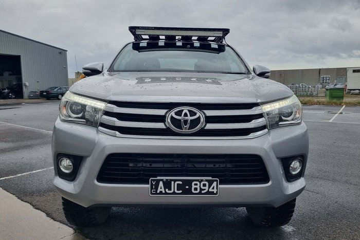 2016 Toyota Hilux SR5