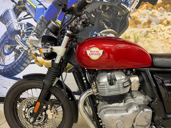 2022 ROYAL ENFIELD (SEE ALSO ENFIEL INTERCEPTOR 650 E5 CUSTOM RED