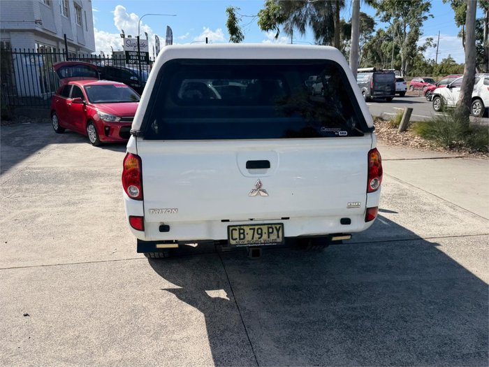 2014 MITSUBISHI TRITON GLX (4x4) MN MY14 UPDATE White