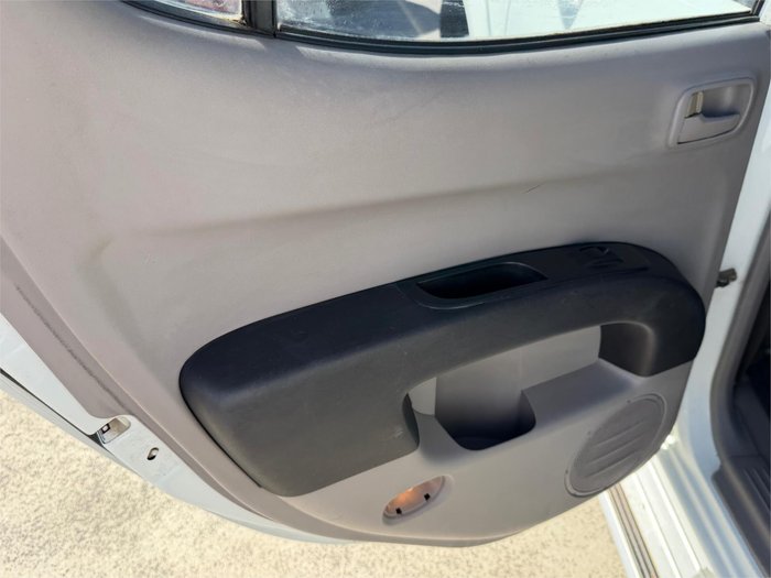 2014 MITSUBISHI TRITON GLX (4x4) MN MY14 UPDATE White