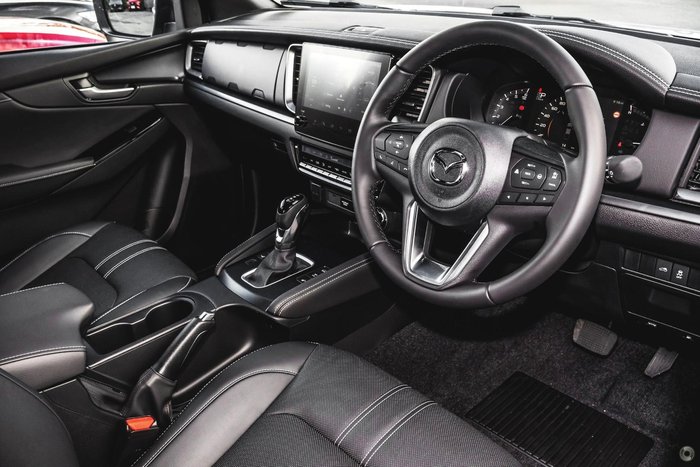 2025 Mazda BT-50 GT