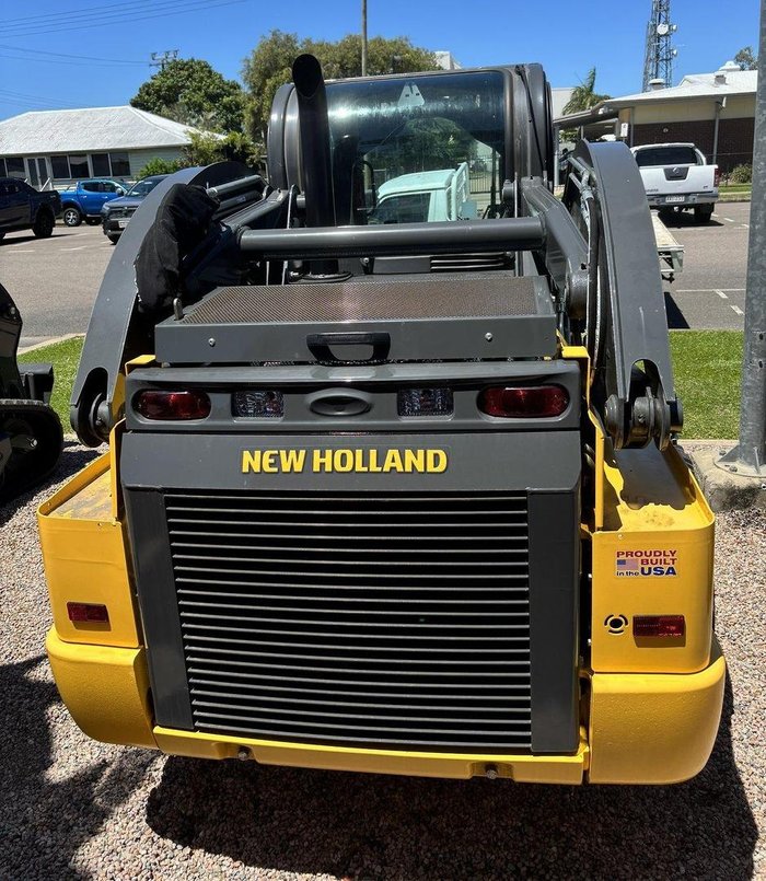New Holland L325