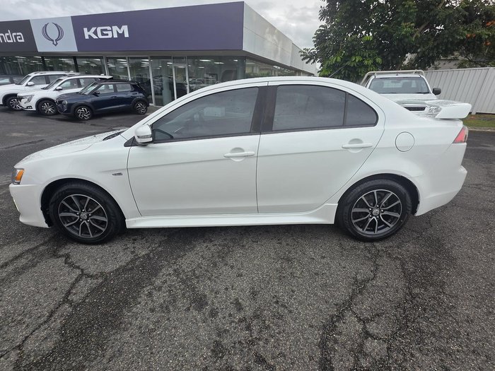 2016 Mitsubishi Lancer ES Sport