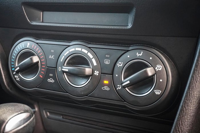 2014 Mazda 3 Maxx