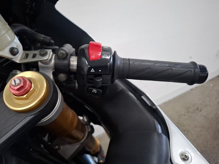 2003 Suzuki GSX-R1000 Silver