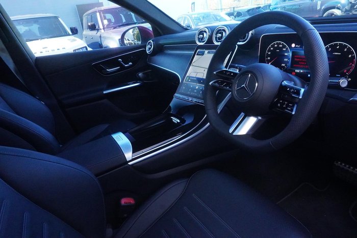 2023 Mercedes-Benz GLC-Class GLC300