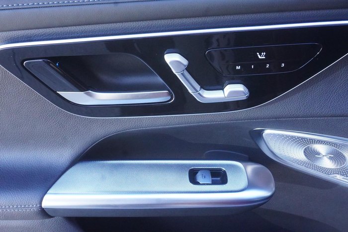 2023 Mercedes-Benz GLC-Class GLC300