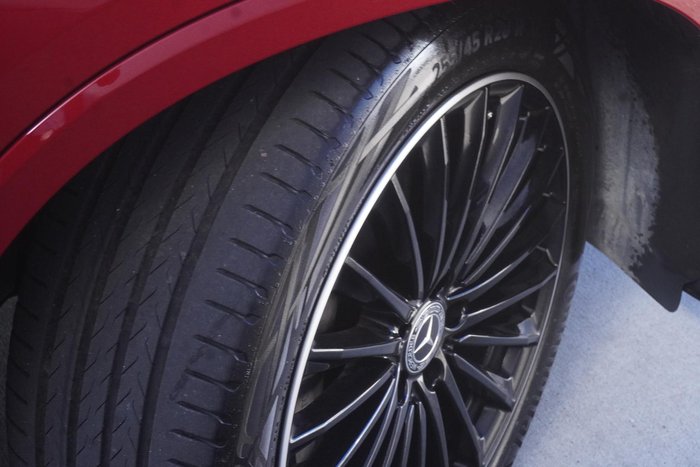 2023 Mercedes-Benz GLC-Class GLC300