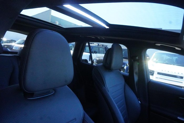 2023 Mercedes-Benz GLC-Class GLC300