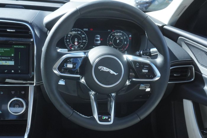 2020 Jaguar XE P300 R-Dynamic SE