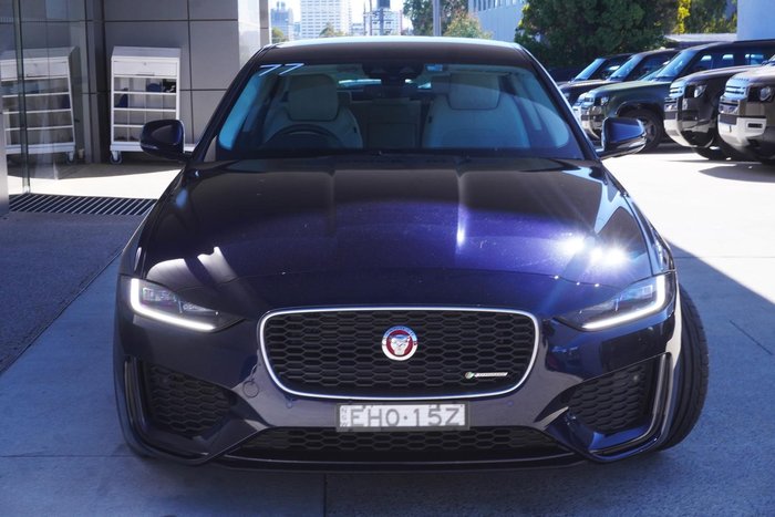 2020 Jaguar XE P300 R-Dynamic SE