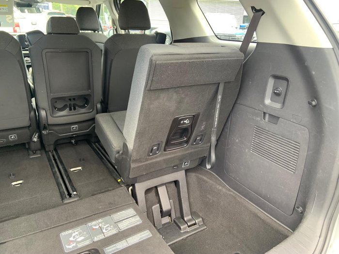 2022 Kia Carnival S
