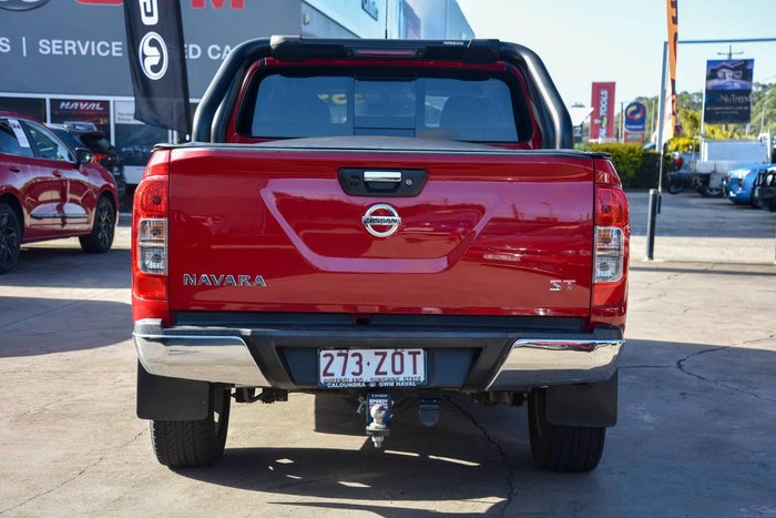 2020 Nissan Navara ST